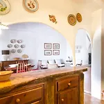 Mediterranean In Sardinia فيلة