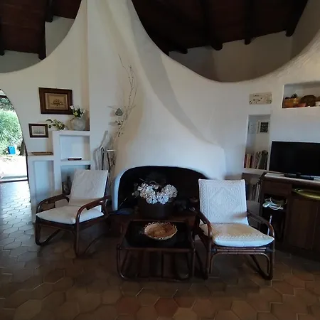 Mediterranean In Sardinia فيلة فاليدوريا